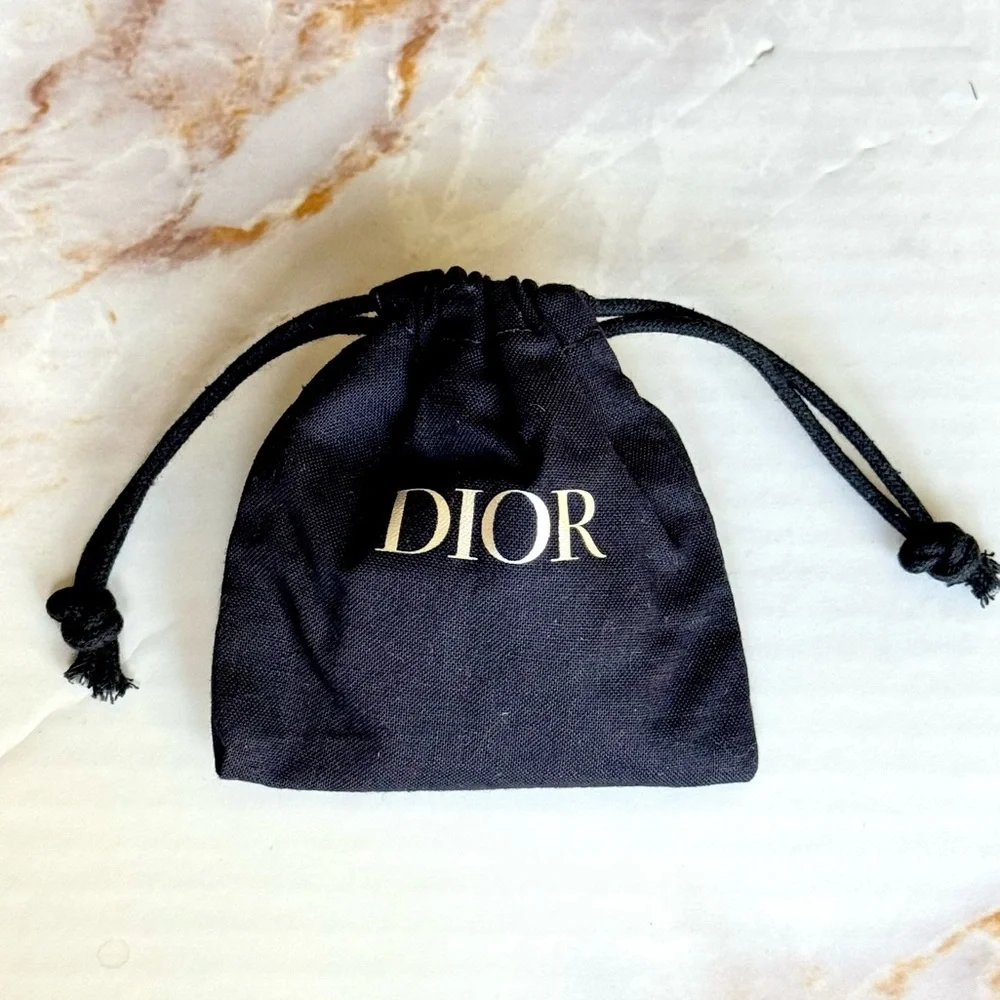 Dior Small Pouch With The Iconic Couture Lipstick Samples NWOB - Drawstring Bag